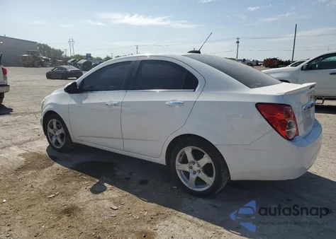 2015 Chevrolet Sonic Ltz z USA, uszkodzony, nr VIN 1G1JE5SBXF4186996